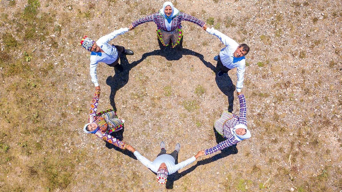 Article - Circle Dancing History and Spiritual Dance Expression